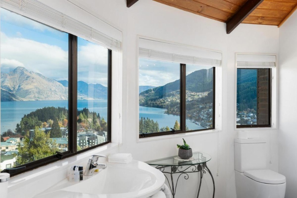 Balmoral Lodge Image 26
