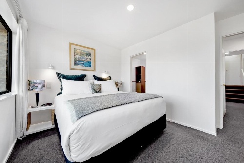Balmoral Lodge image 3