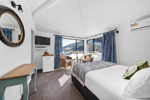 Balmoral Lodge image 4
