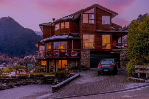Balmoral Lodge image 47